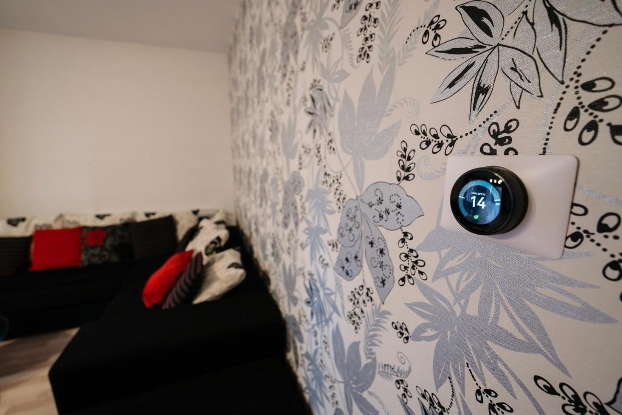 Quiet 3-Room Apt - 2 Parking Spaces - 5 Min Bus Floreşti エクステリア 写真