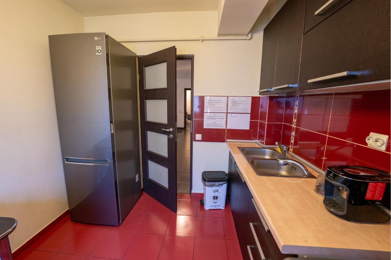 Quiet 3-Room Apt - 2 Parking Spaces - 5 Min Bus Floreşti エクステリア 写真