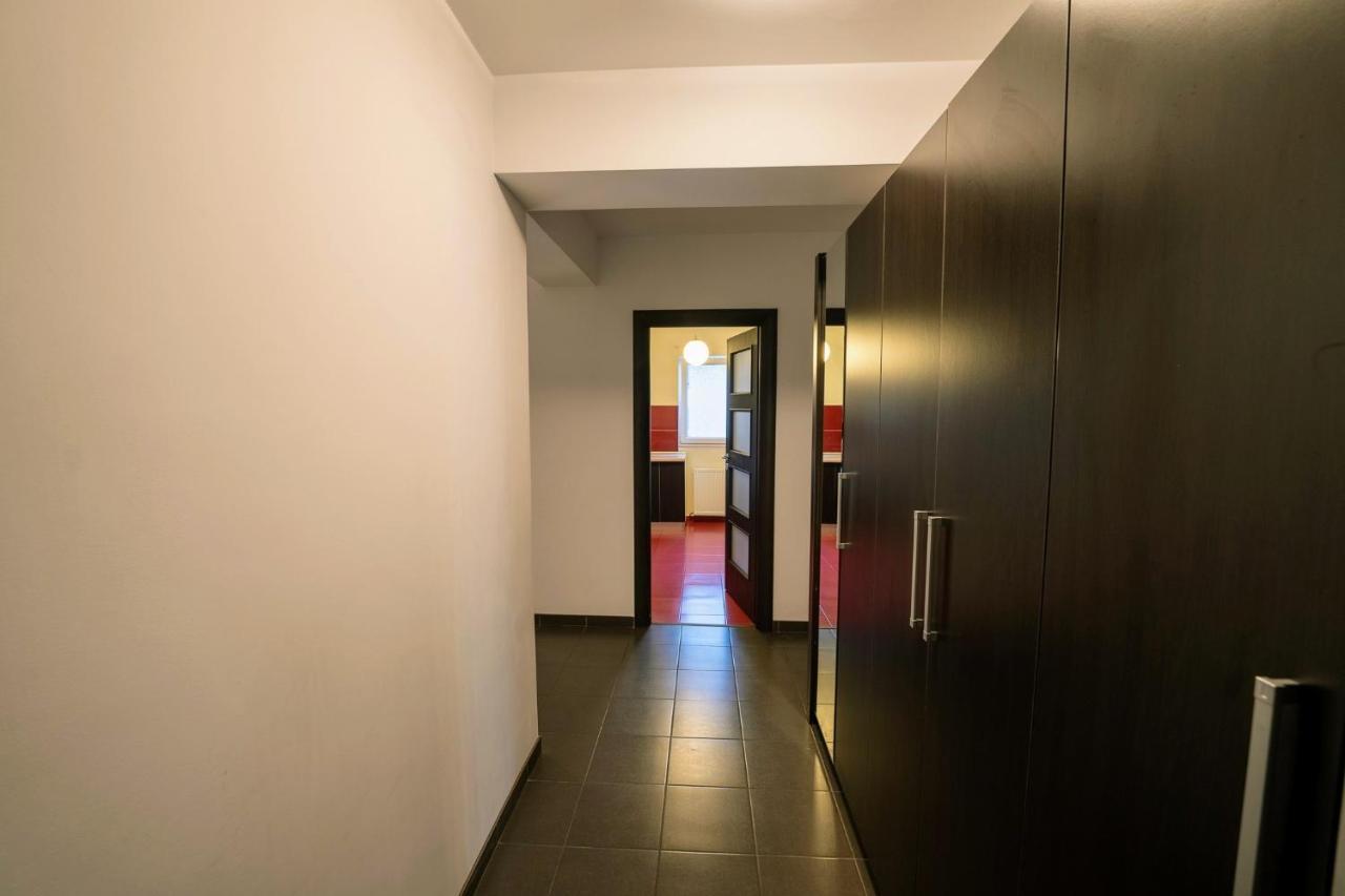 Quiet 3-Room Apt - 2 Parking Spaces - 5 Min Bus Floreşti エクステリア 写真